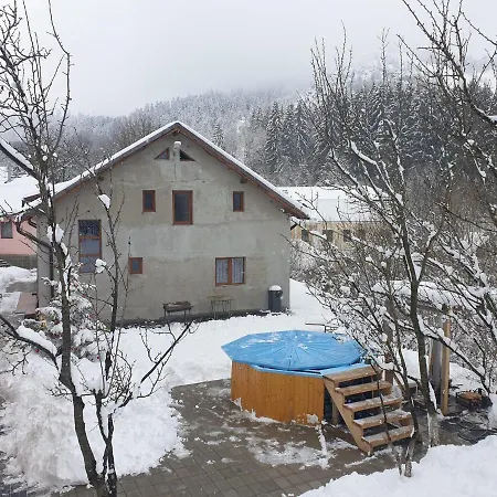 Casa Cu Povesti Guest house *
