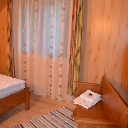Casa Cu Povesti Guest house