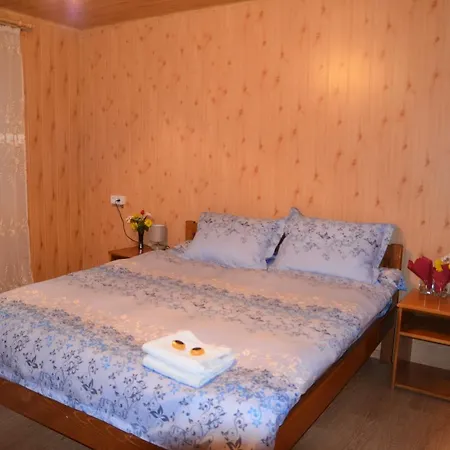 Casa Cu Povesti